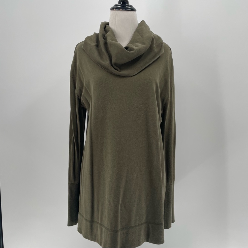 Merona Woman’s Long Sleeve Top